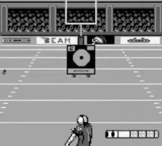NFL Quarterback Club 2 back cover for GameBoy